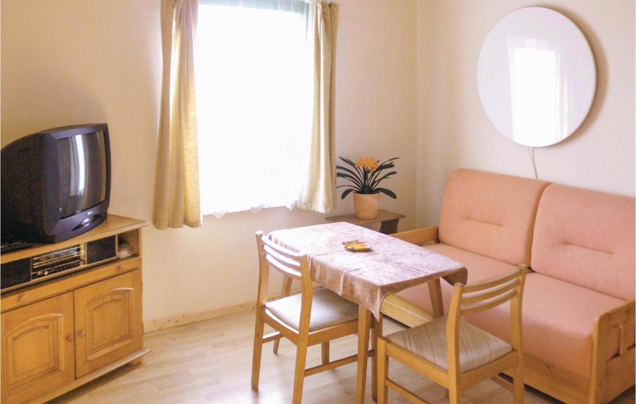 1 Bedroom Amazing Apartment In Settin Bagian luar foto